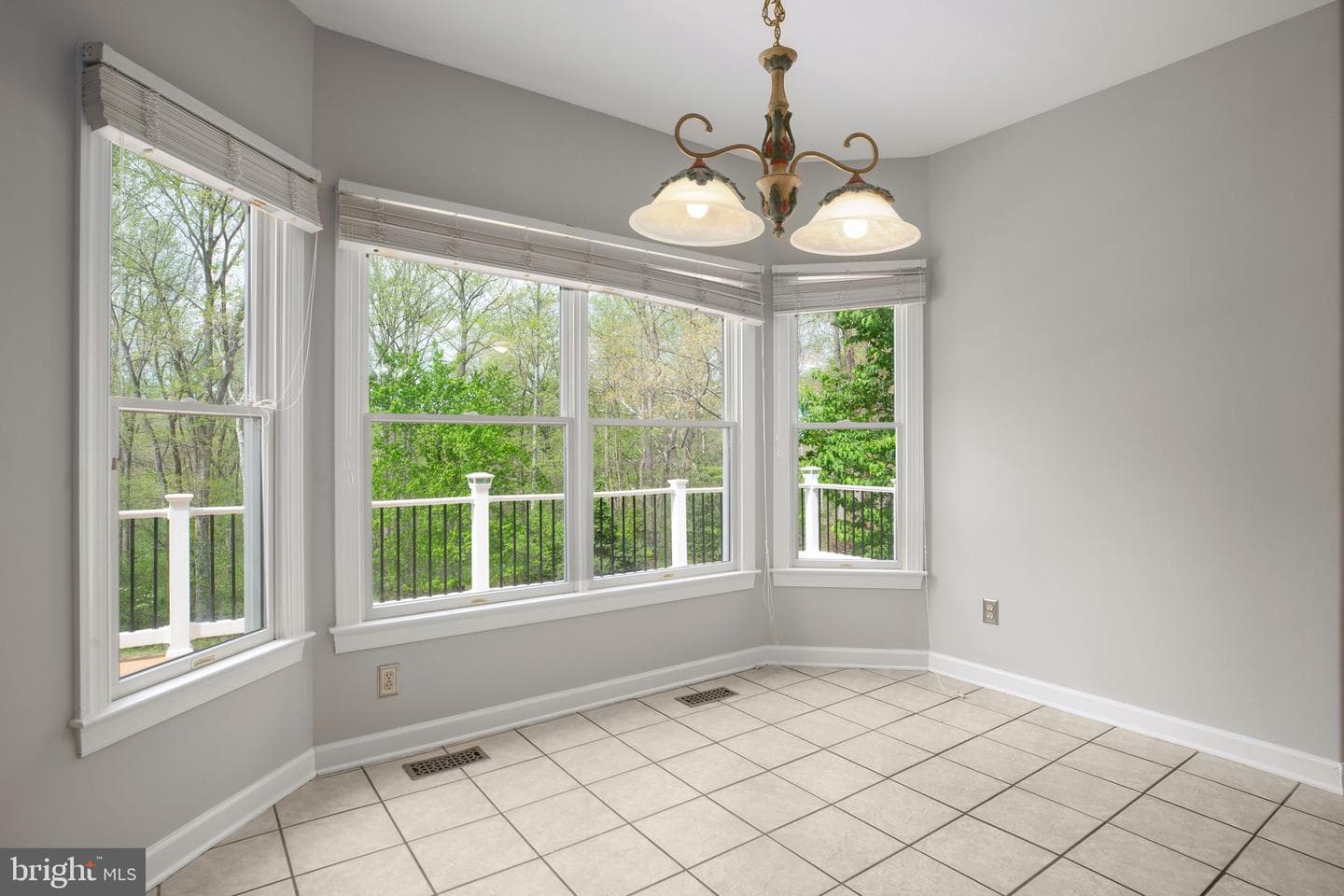 839 Queen Anne Drive photo 39
