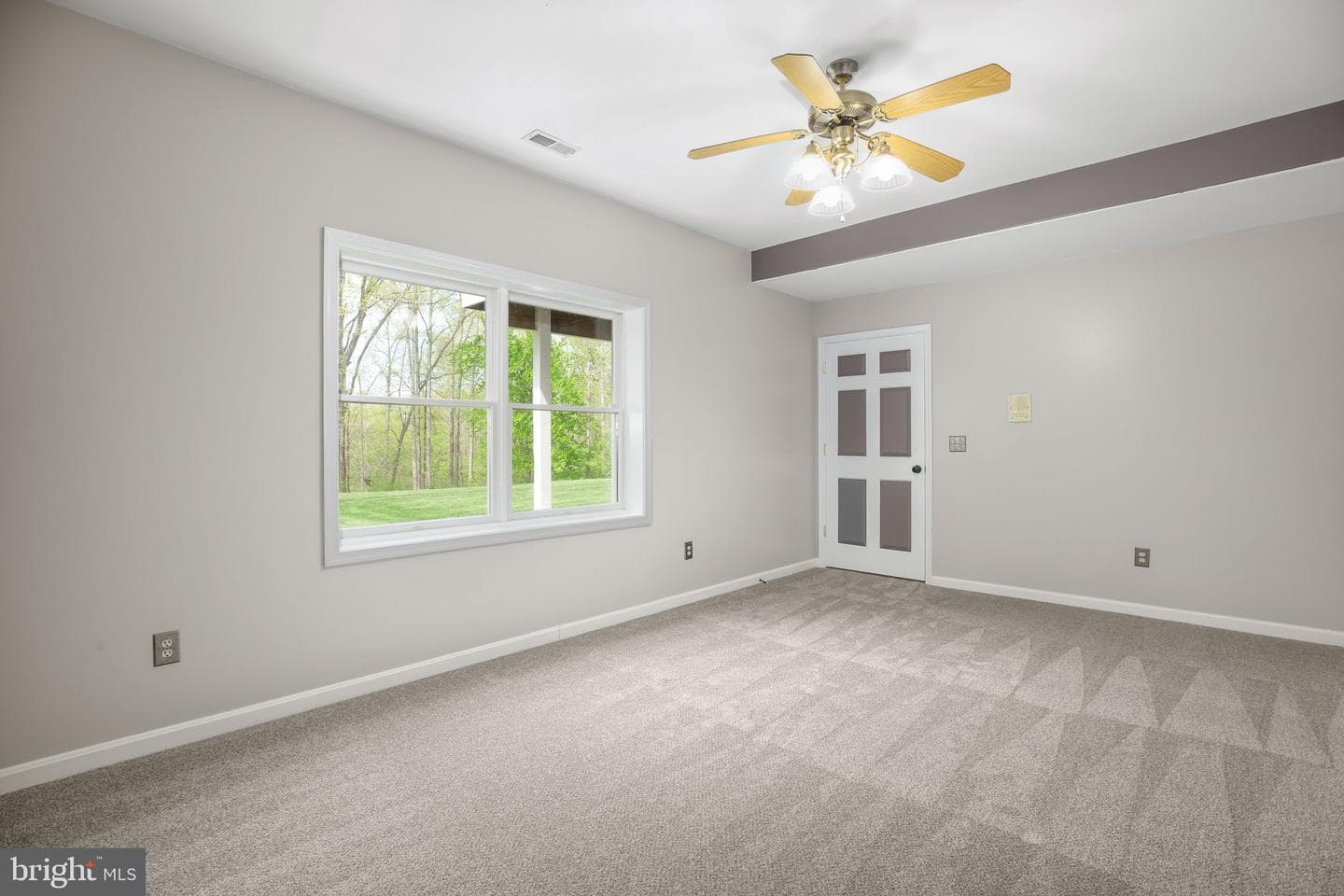 839 Queen Anne Drive photo 64