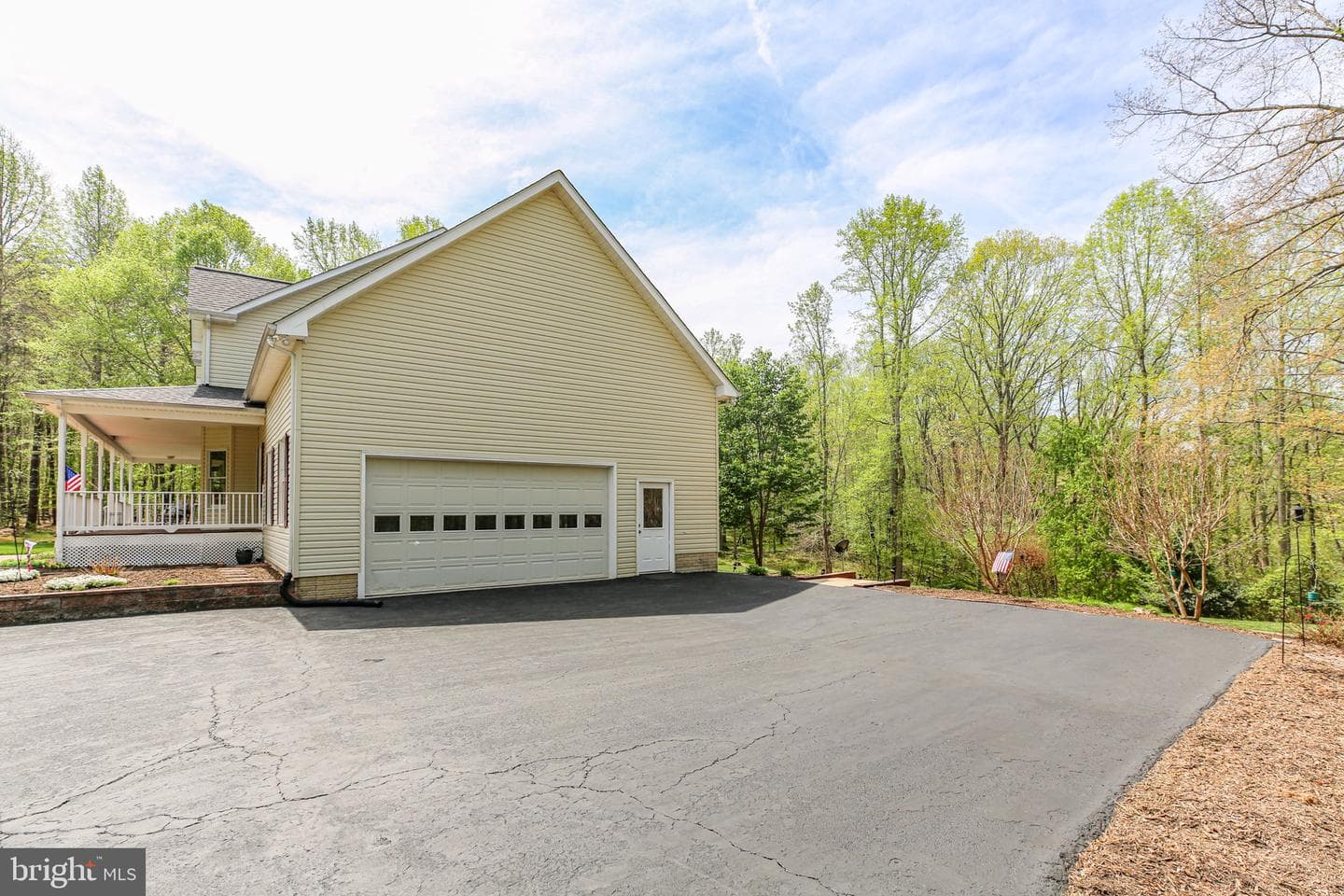 839 Queen Anne Drive photo 83