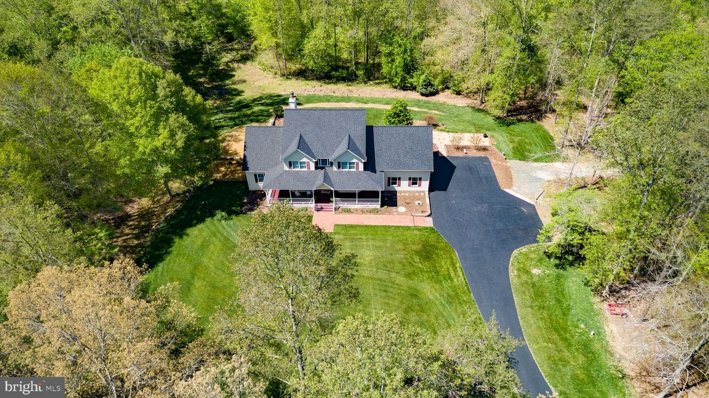 839 Queen Anne Drive photo 96