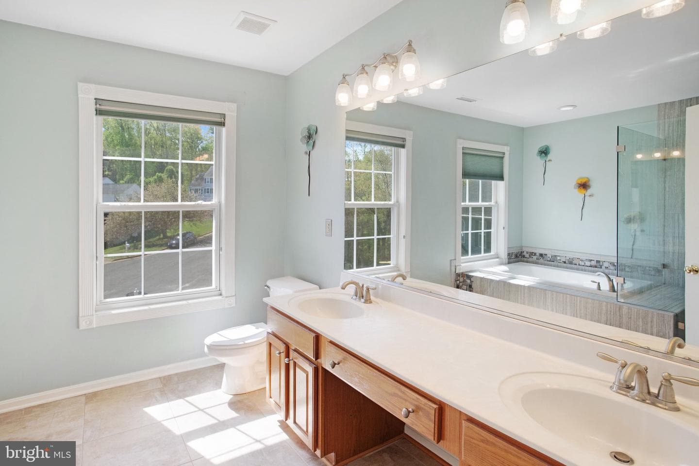 5 Murray Circle photo 21