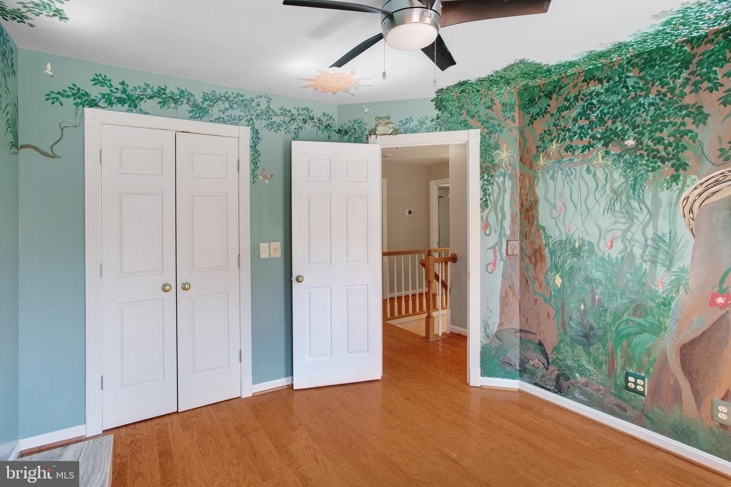 5 Murray Circle photo 27