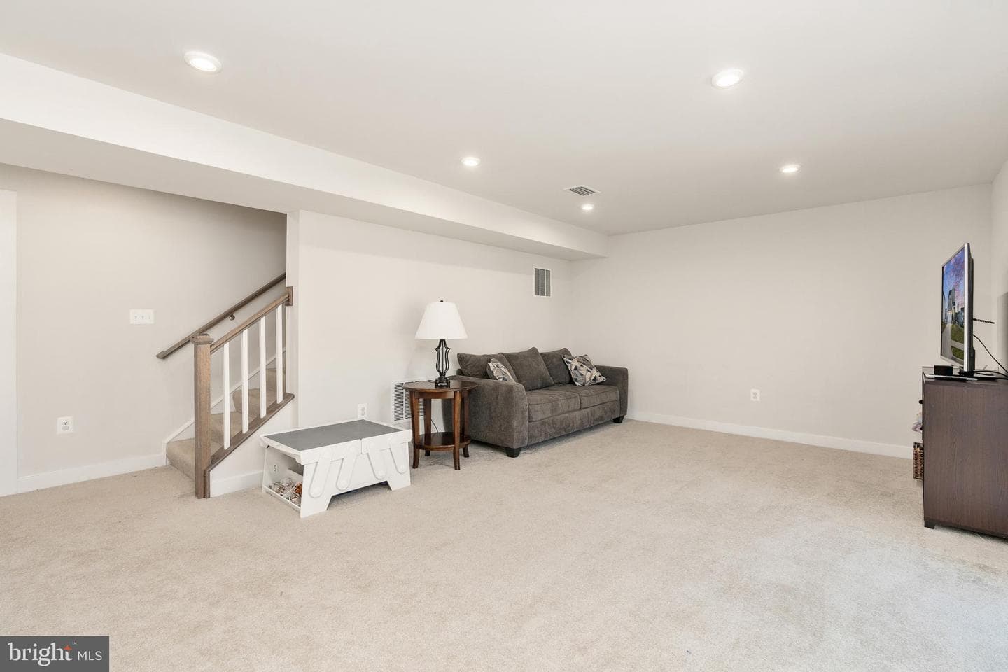 497 Bridgepoint Drive photo 36