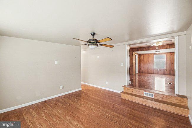 41 Courage Lane photo 16