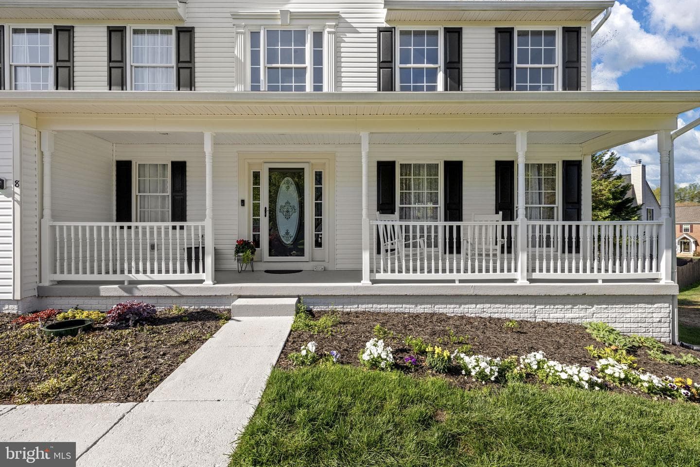 8 Queens Mill Court photo 3