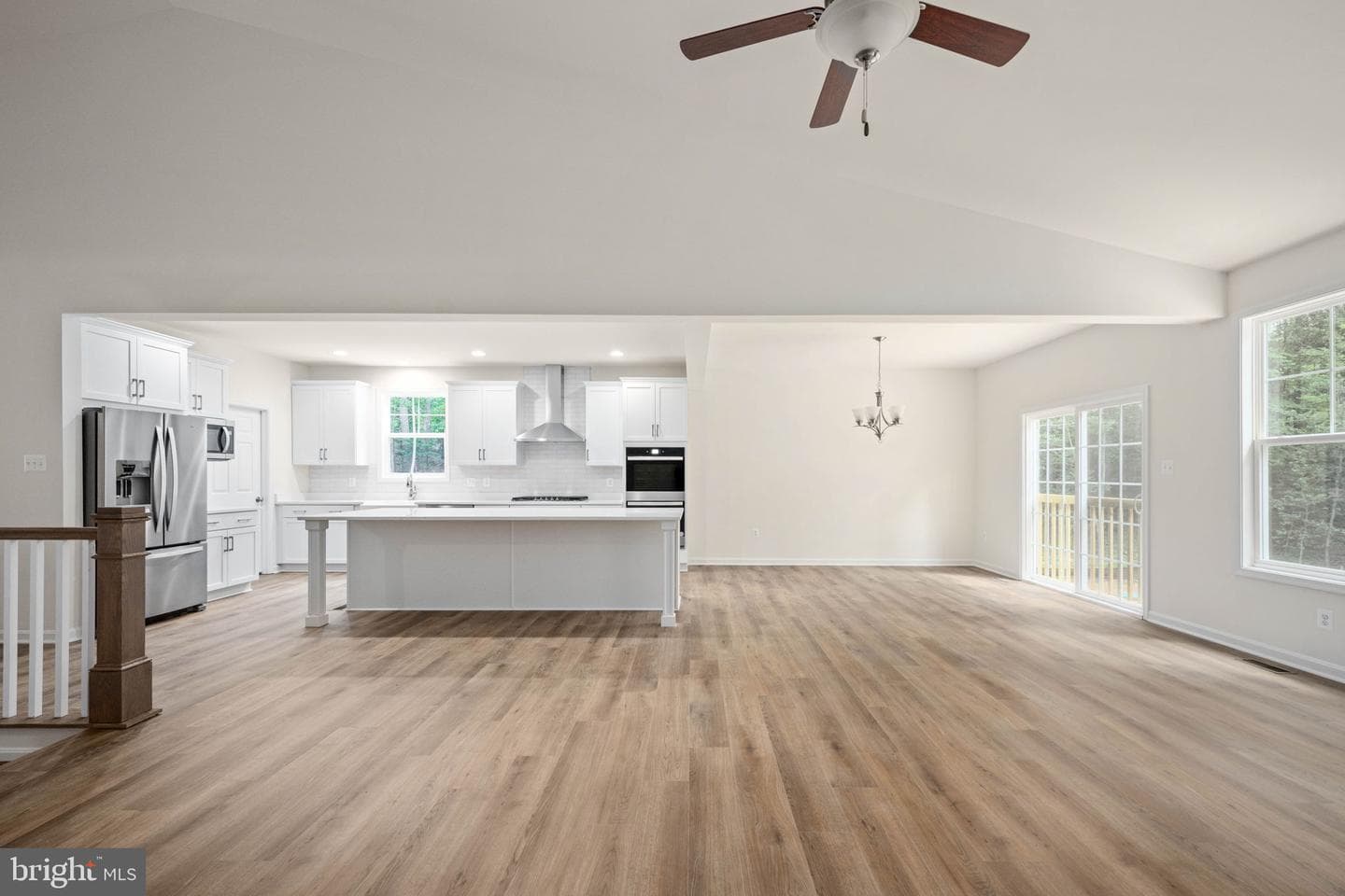 185 Infinity Lane photo 17