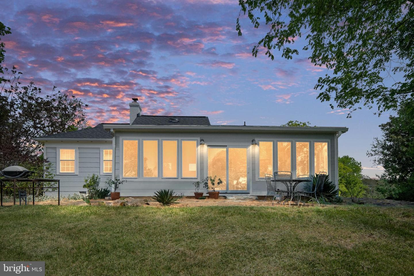 1432 Kings Highway photo 14