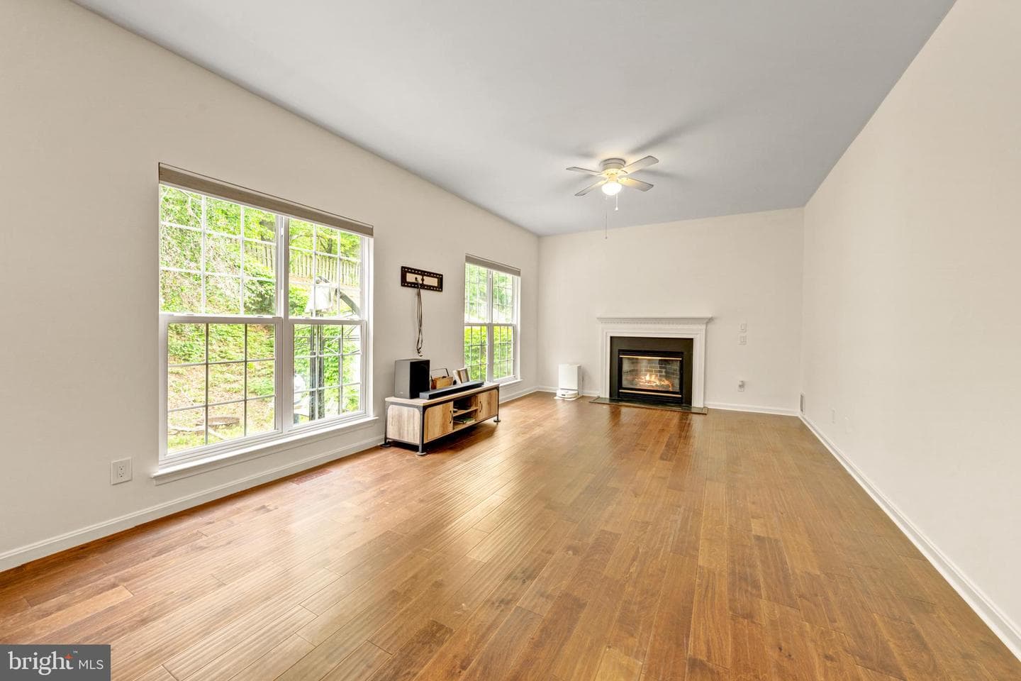94 Chadwick Drive photo 2