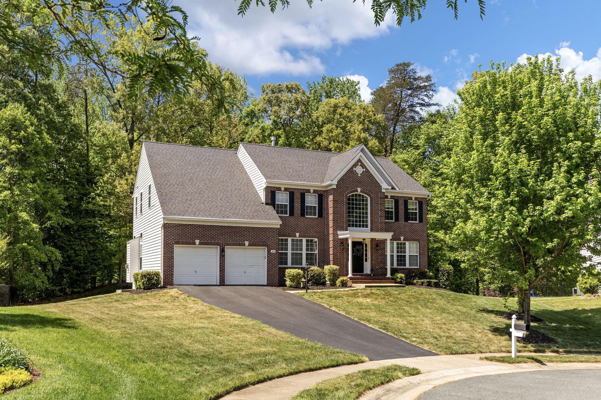 43 Adrian Way photo 3