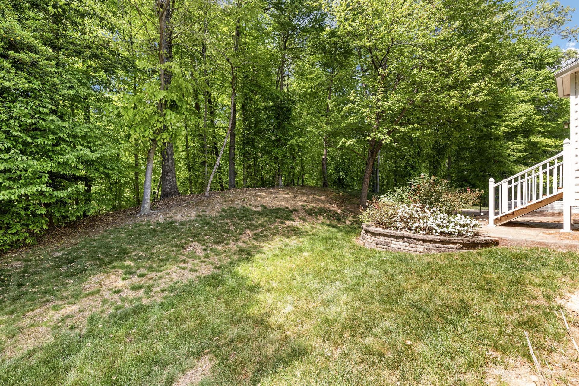 43 Adrian Way photo 6