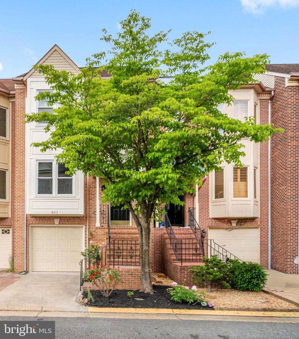 803 Shaw Court