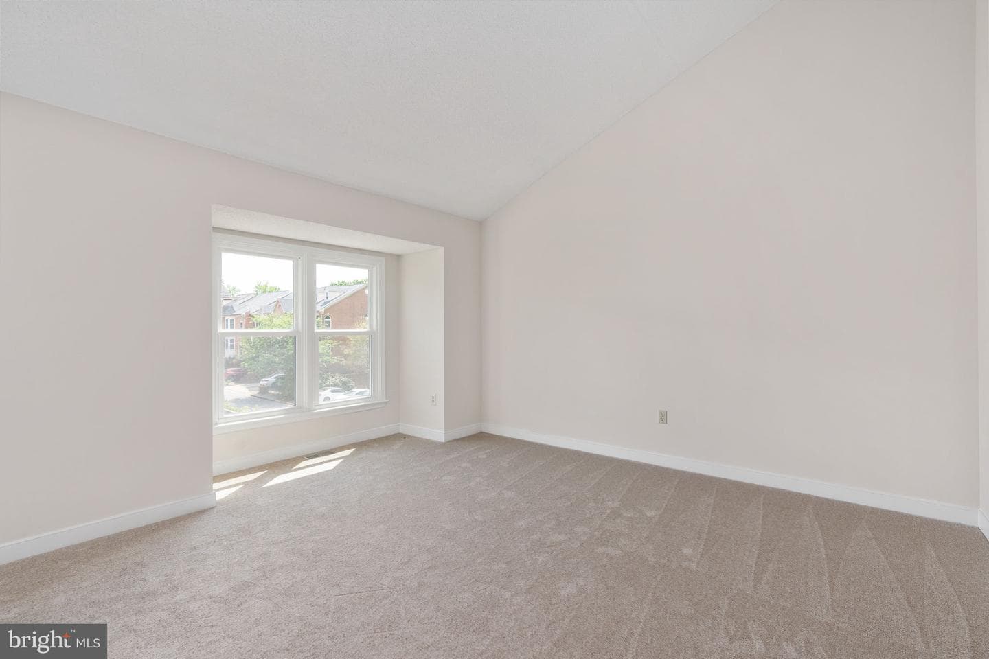 803 Shaw Court photo 30