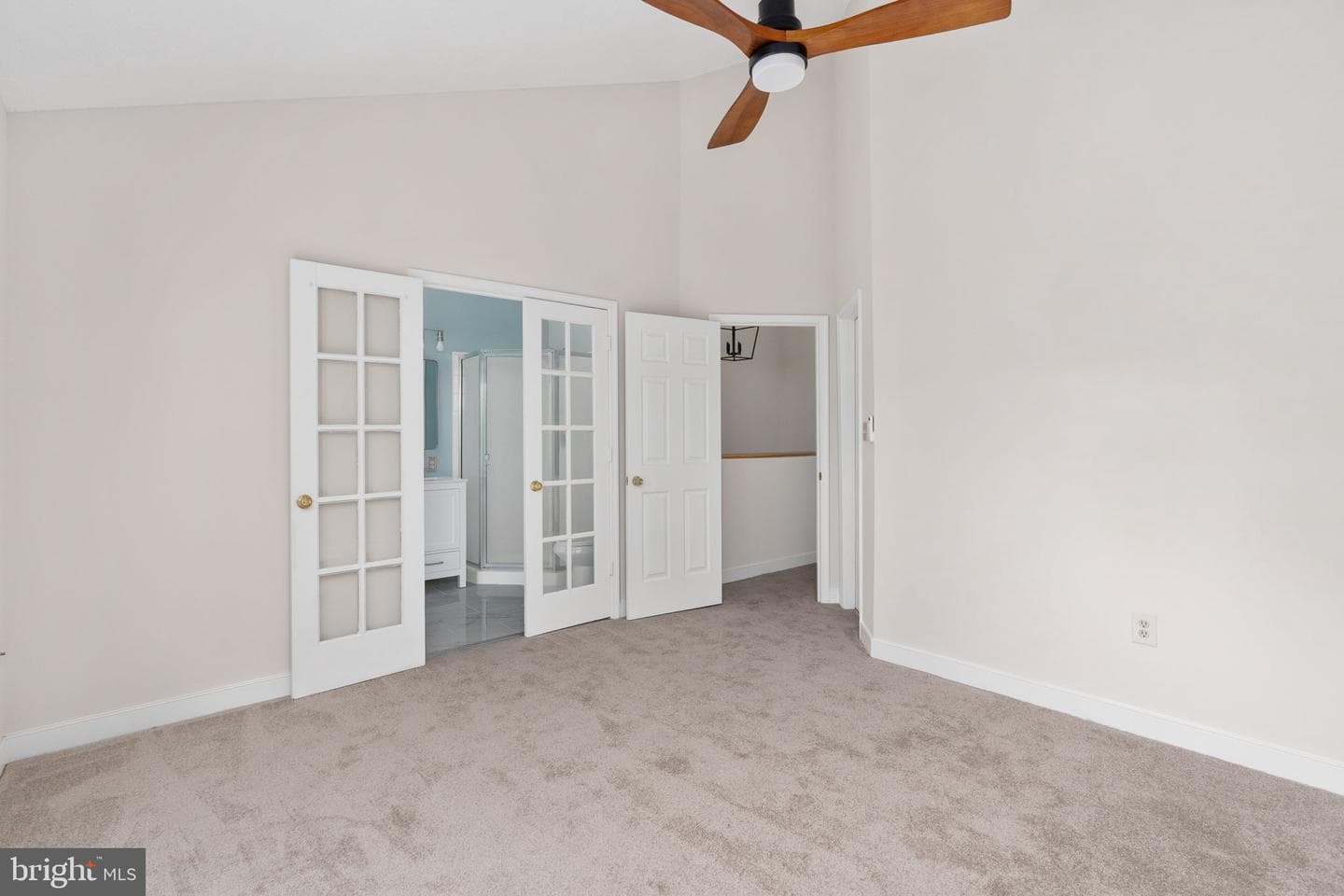 803 Shaw Court photo 40