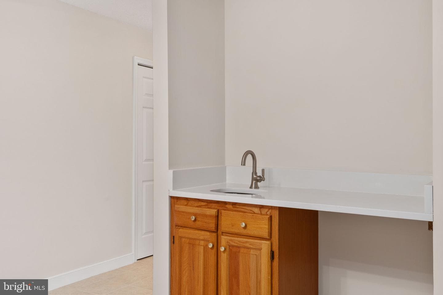803 Shaw Court photo 47