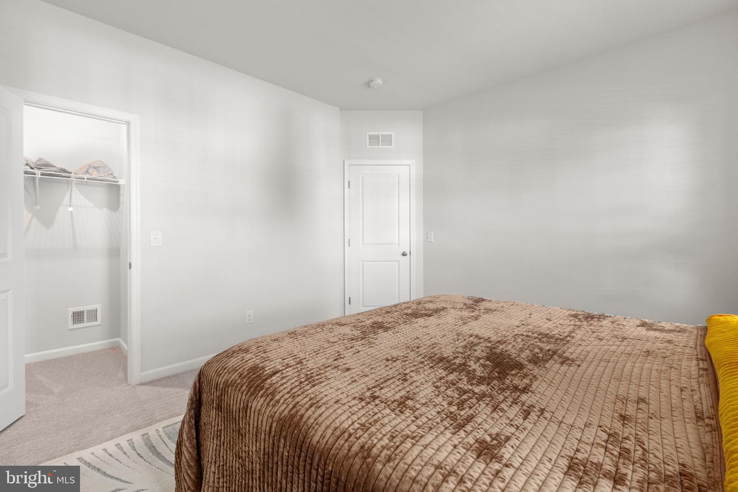 121 Brafferton Boulevard photo 43