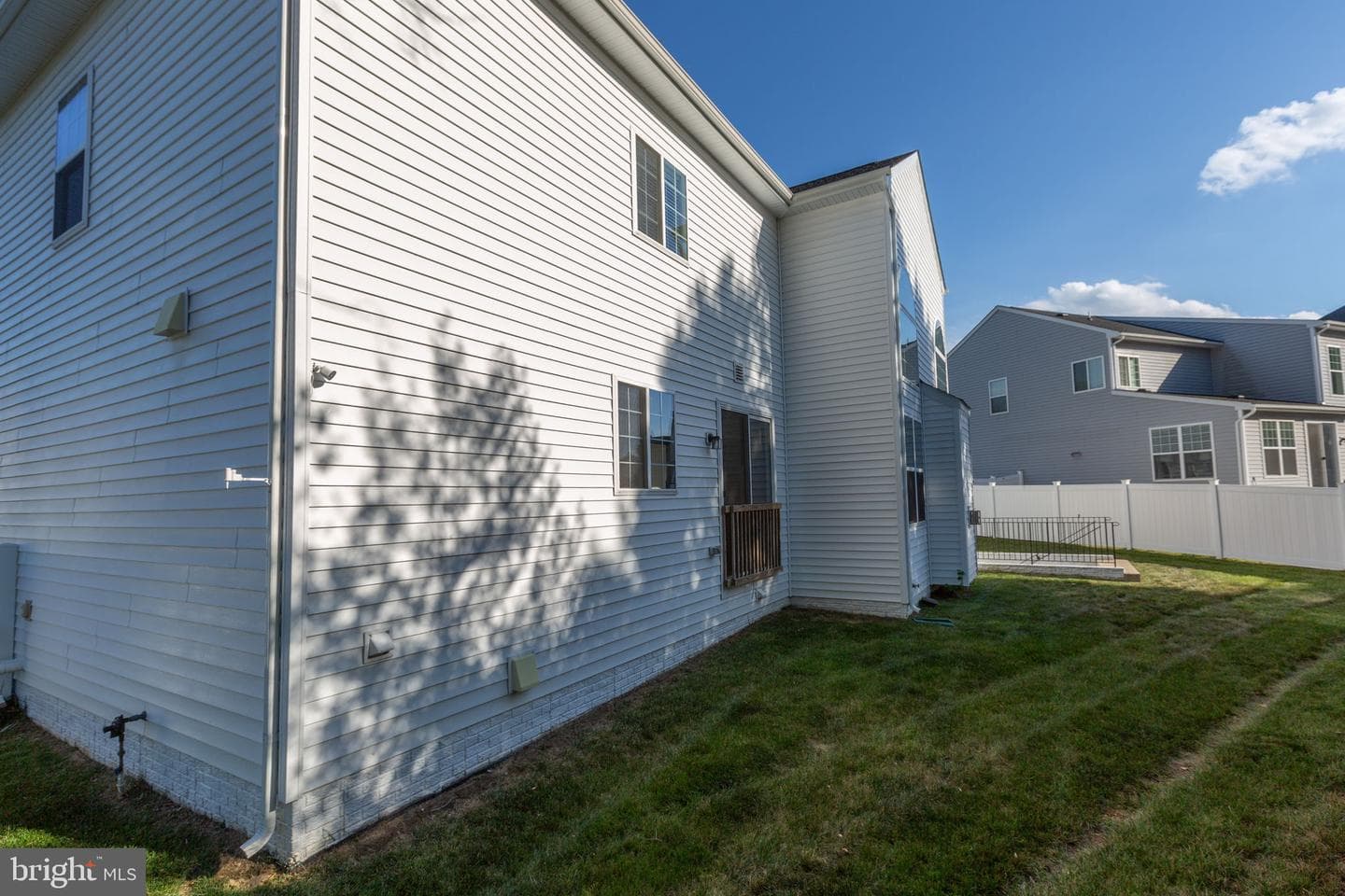 121 Brafferton Boulevard photo 55