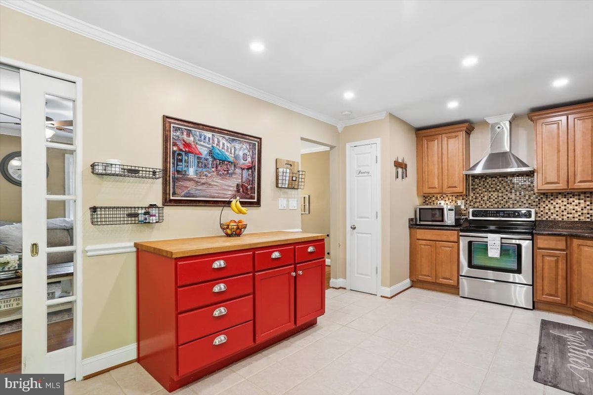 9 Clover Hill Drive photo 14