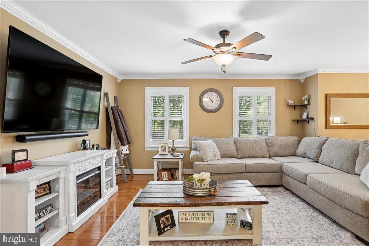 9 Clover Hill Drive photo 17