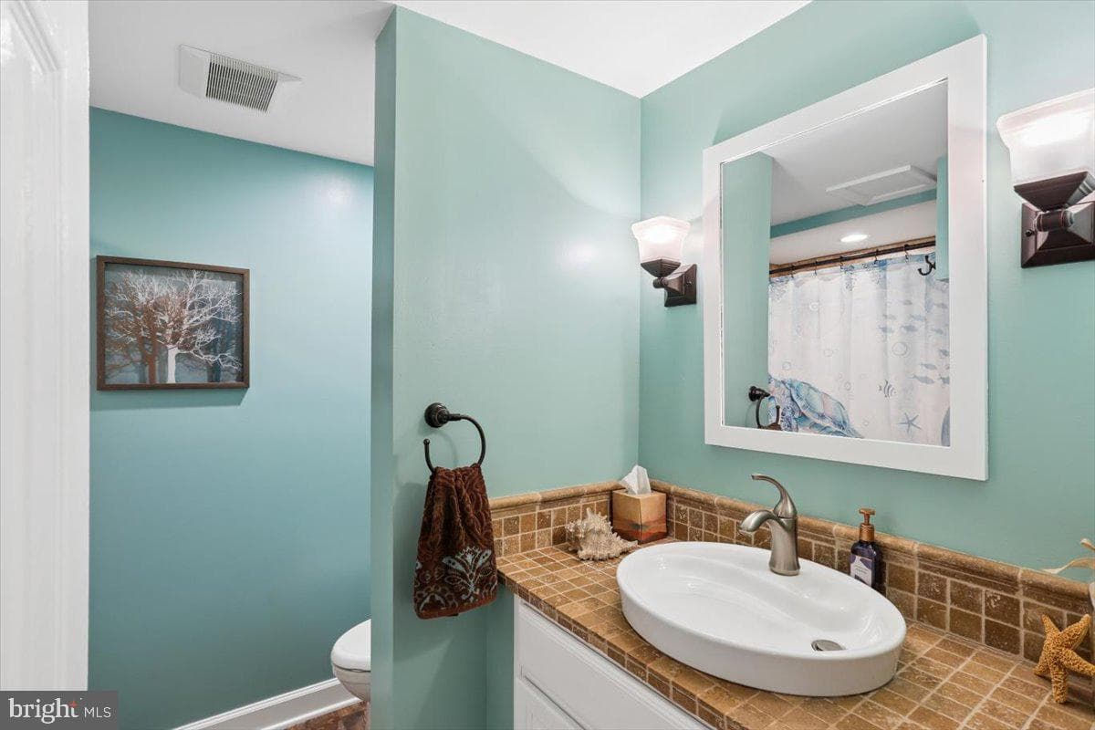 9 Clover Hill Drive photo 35