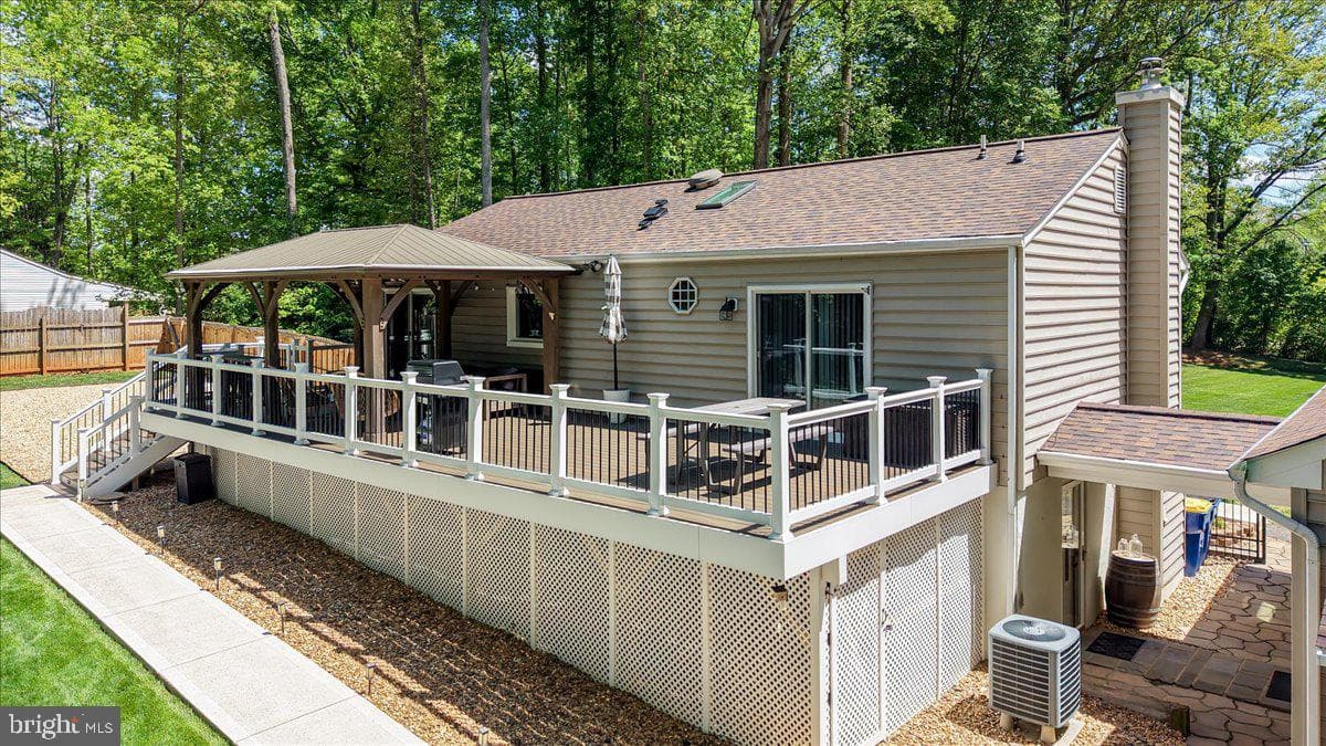9 Clover Hill Drive photo 52