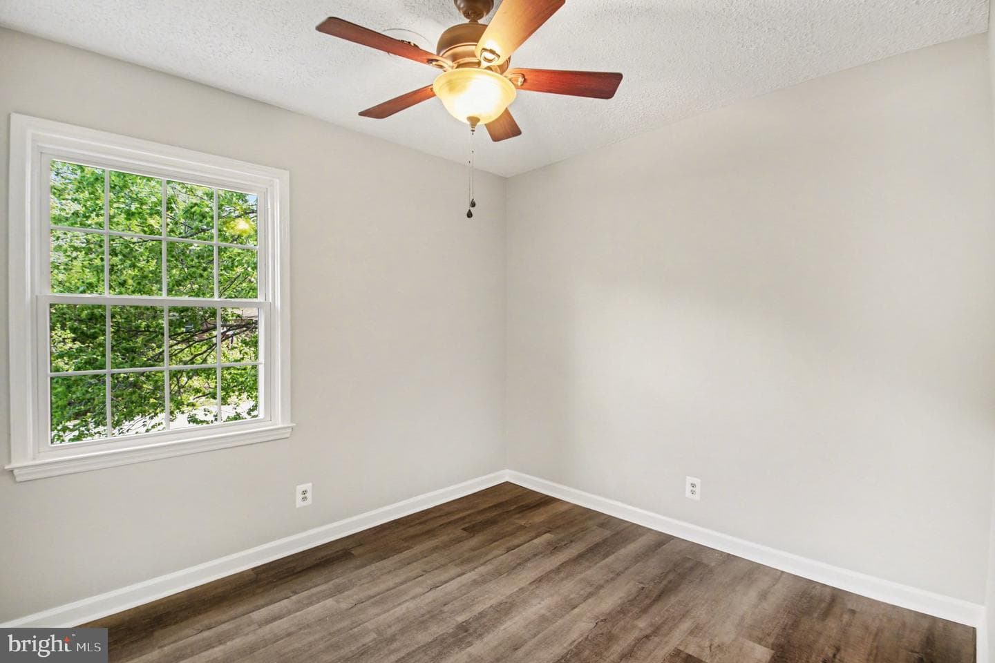 2127 Aquia photo 23
