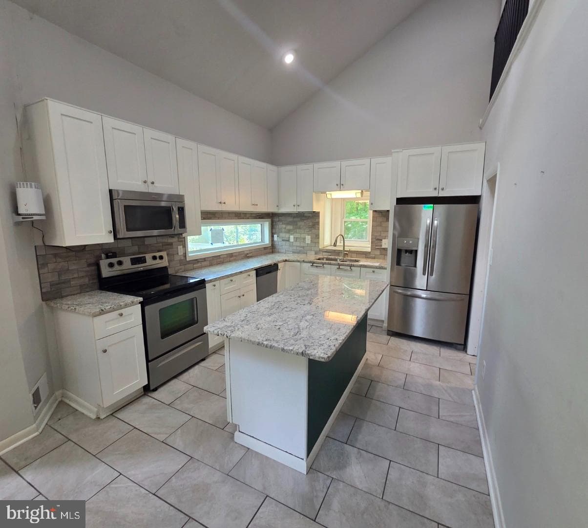 107 Nina Cove photo 6