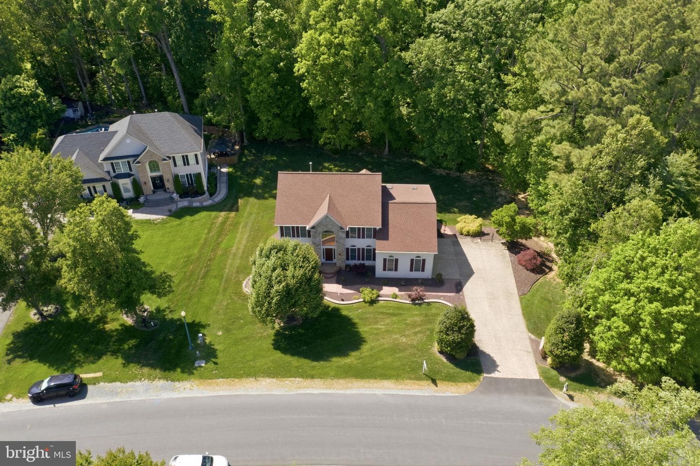 56 Monument Drive photo 3