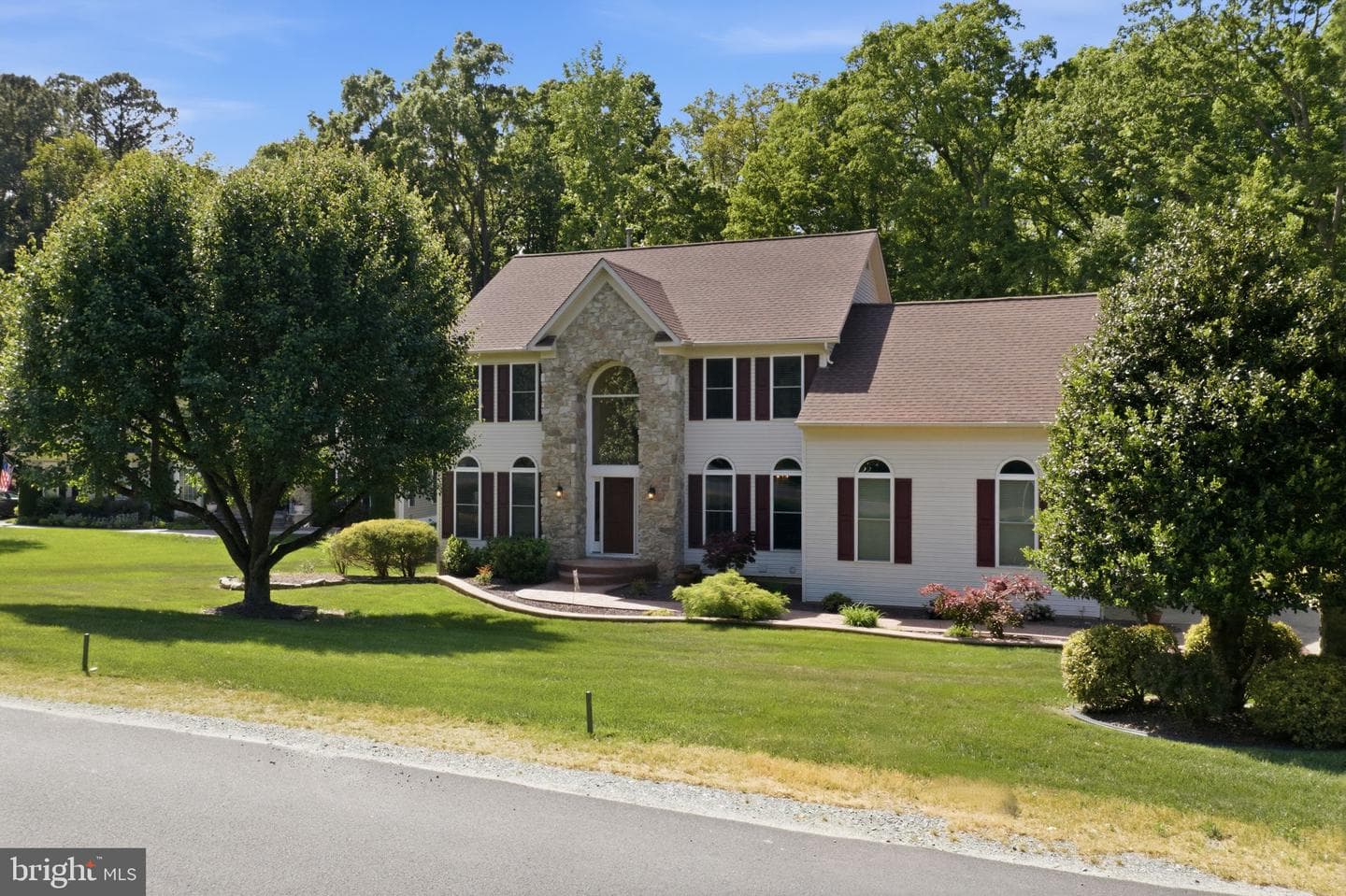 56 Monument Drive photo 49