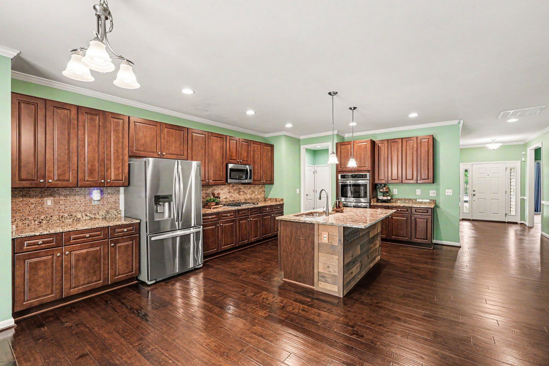 1095 Timber Mill Lane photo 5