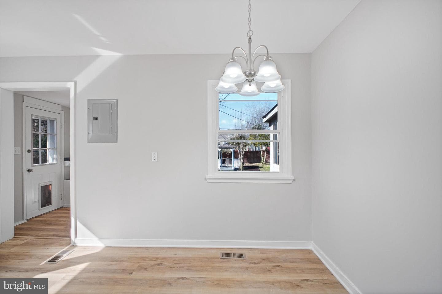 33 Blair Road photo 13