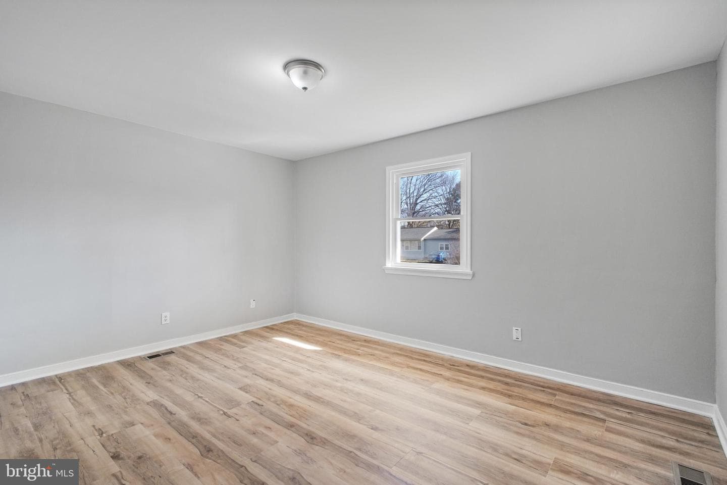 33 Blair Road photo 21