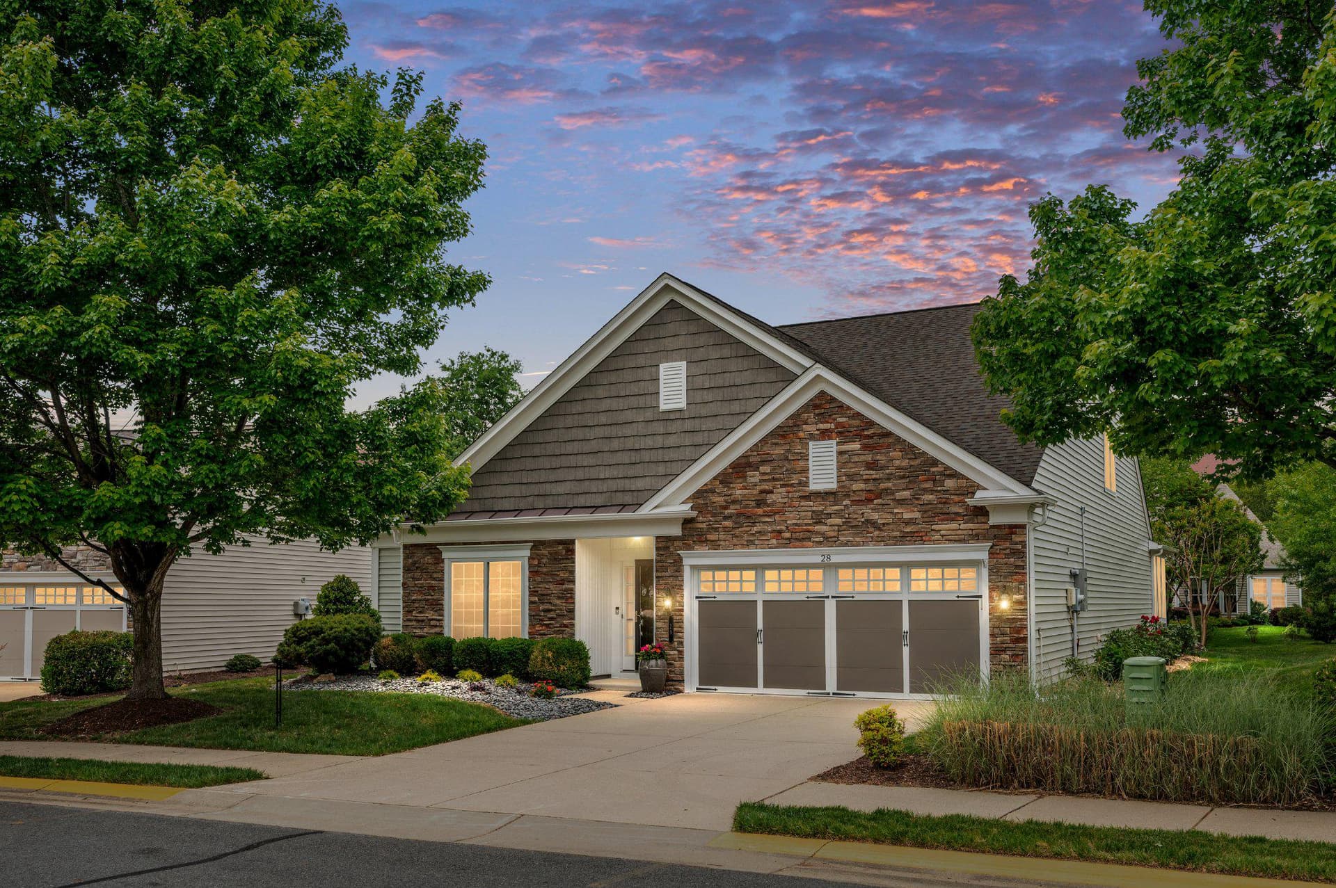 28 Mendota Way