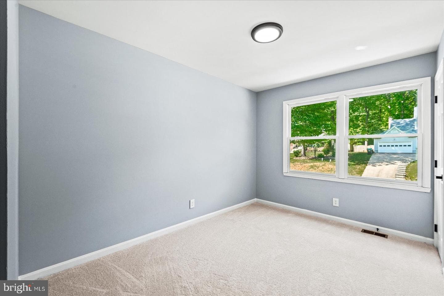 32 Kelly Way photo 39