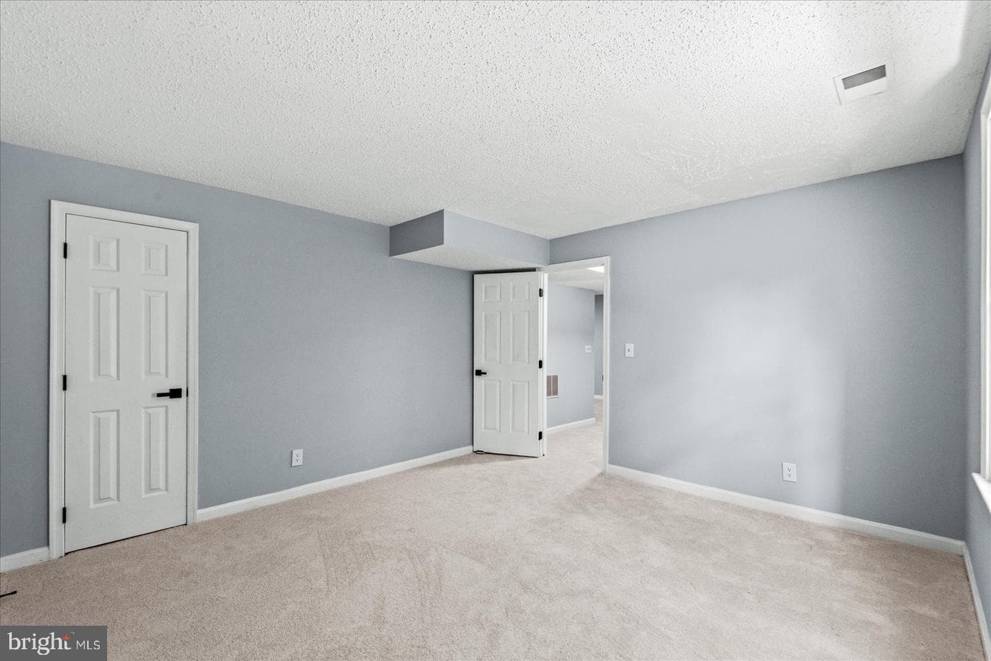 32 Kelly Way photo 52