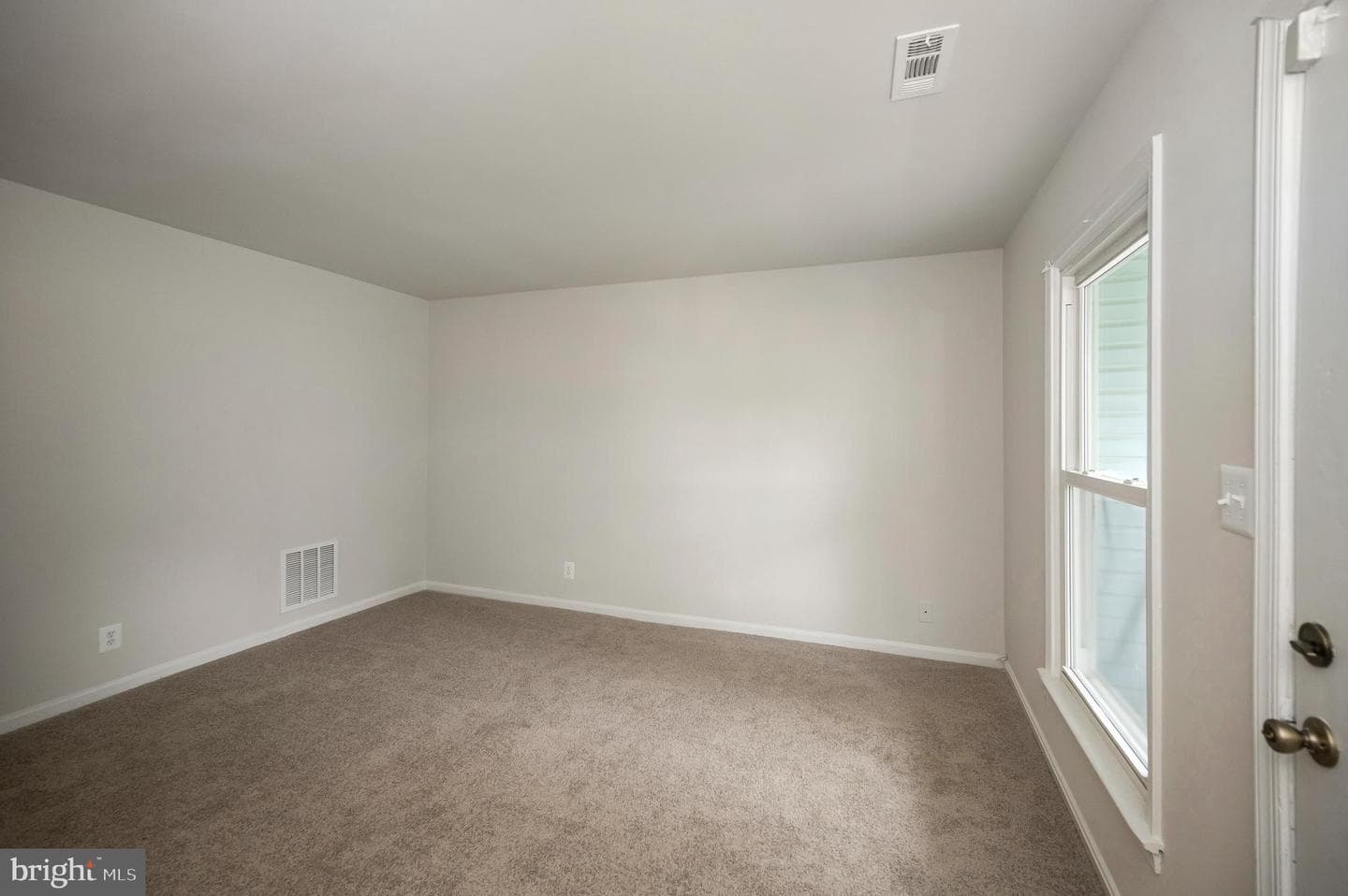 613 Madison Court #23 photo 7