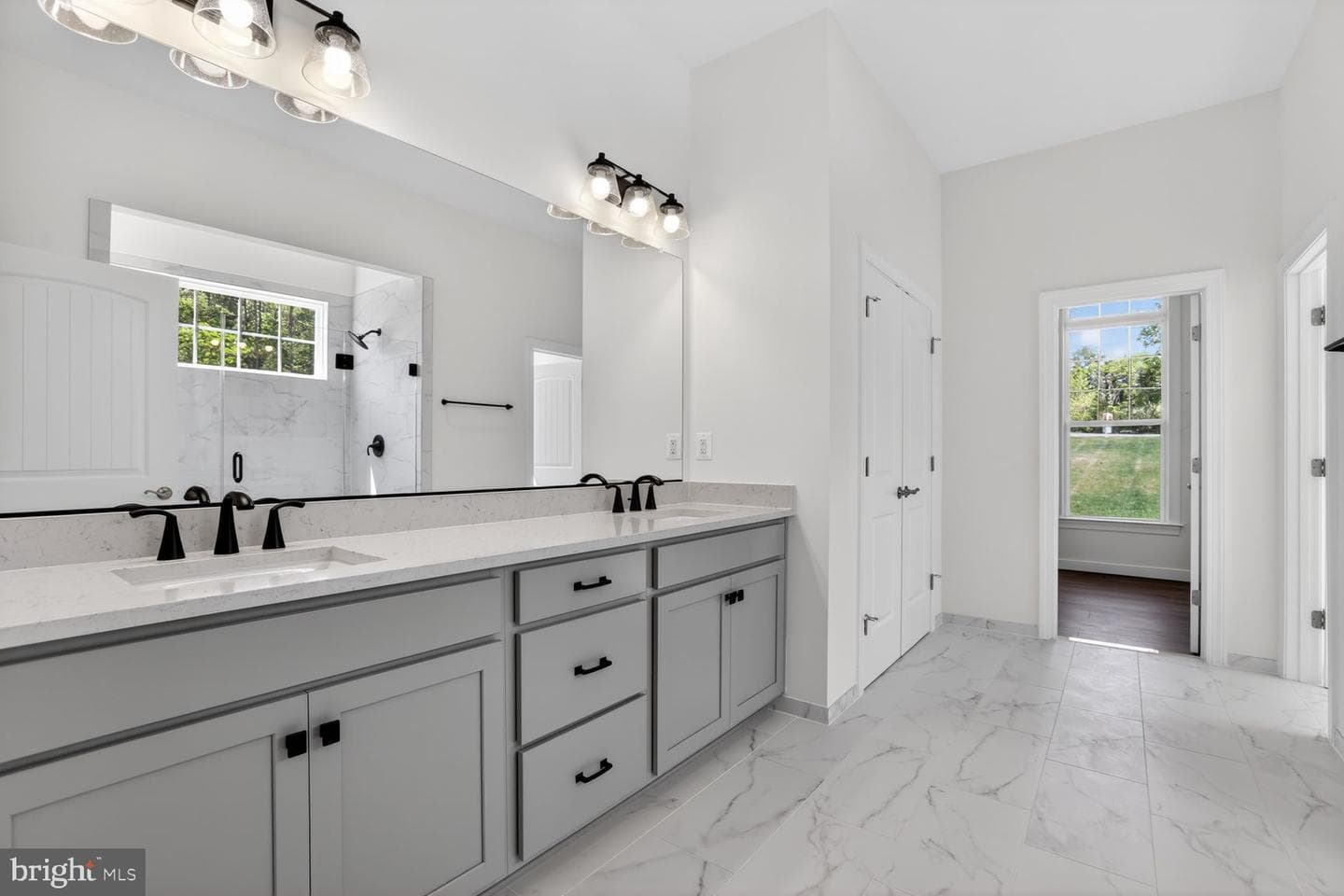 242 Colebrook Road photo 10