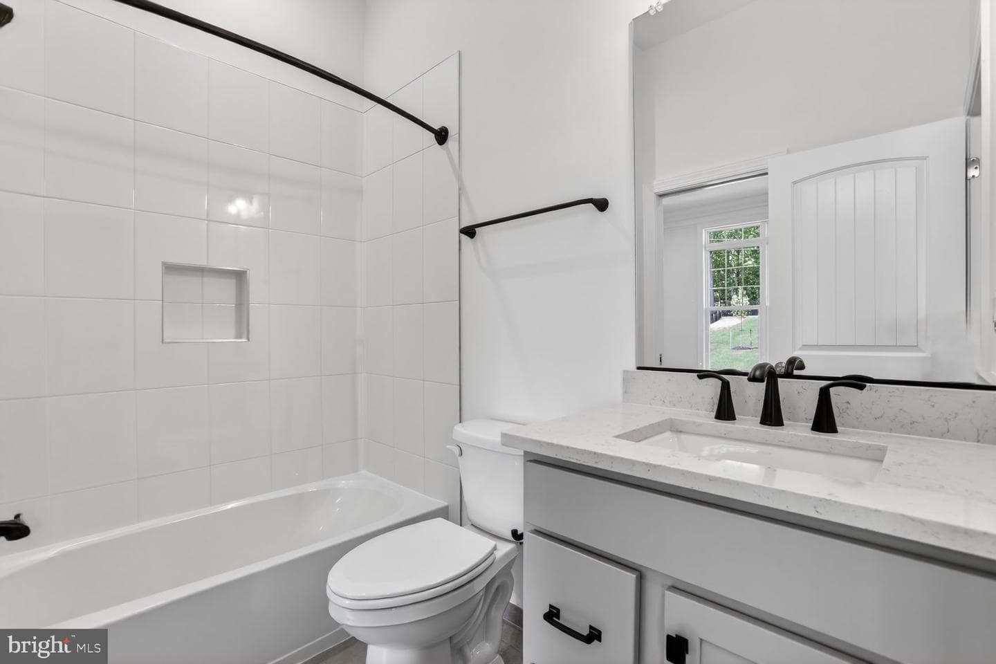 242 Colebrook Road photo 15