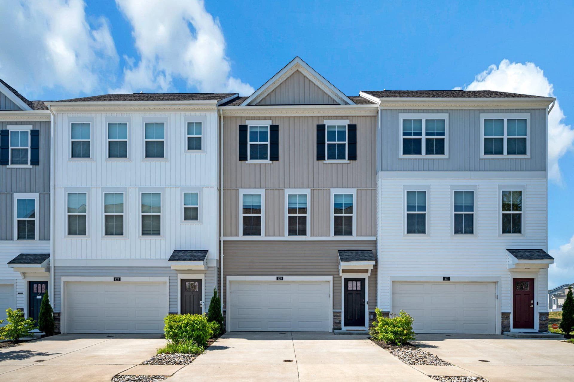 429 Snowberry Lane photo 3