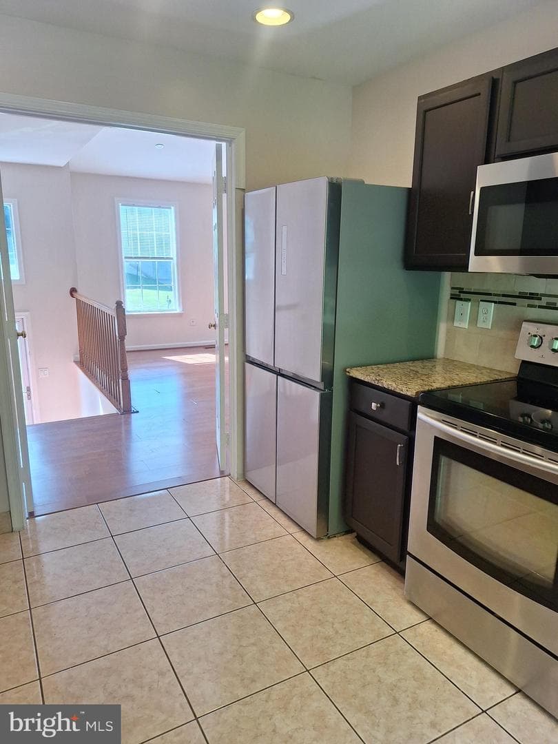 47 Clark Lane photo 14
