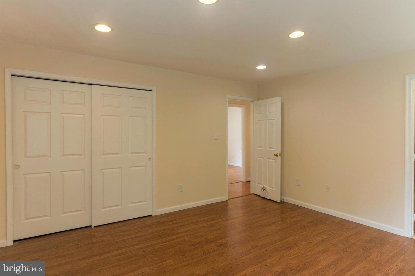 47 Clark Lane photo 15