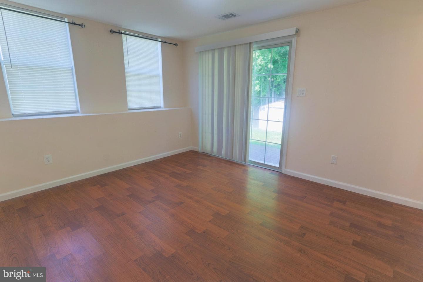 47 Clark Lane photo 31