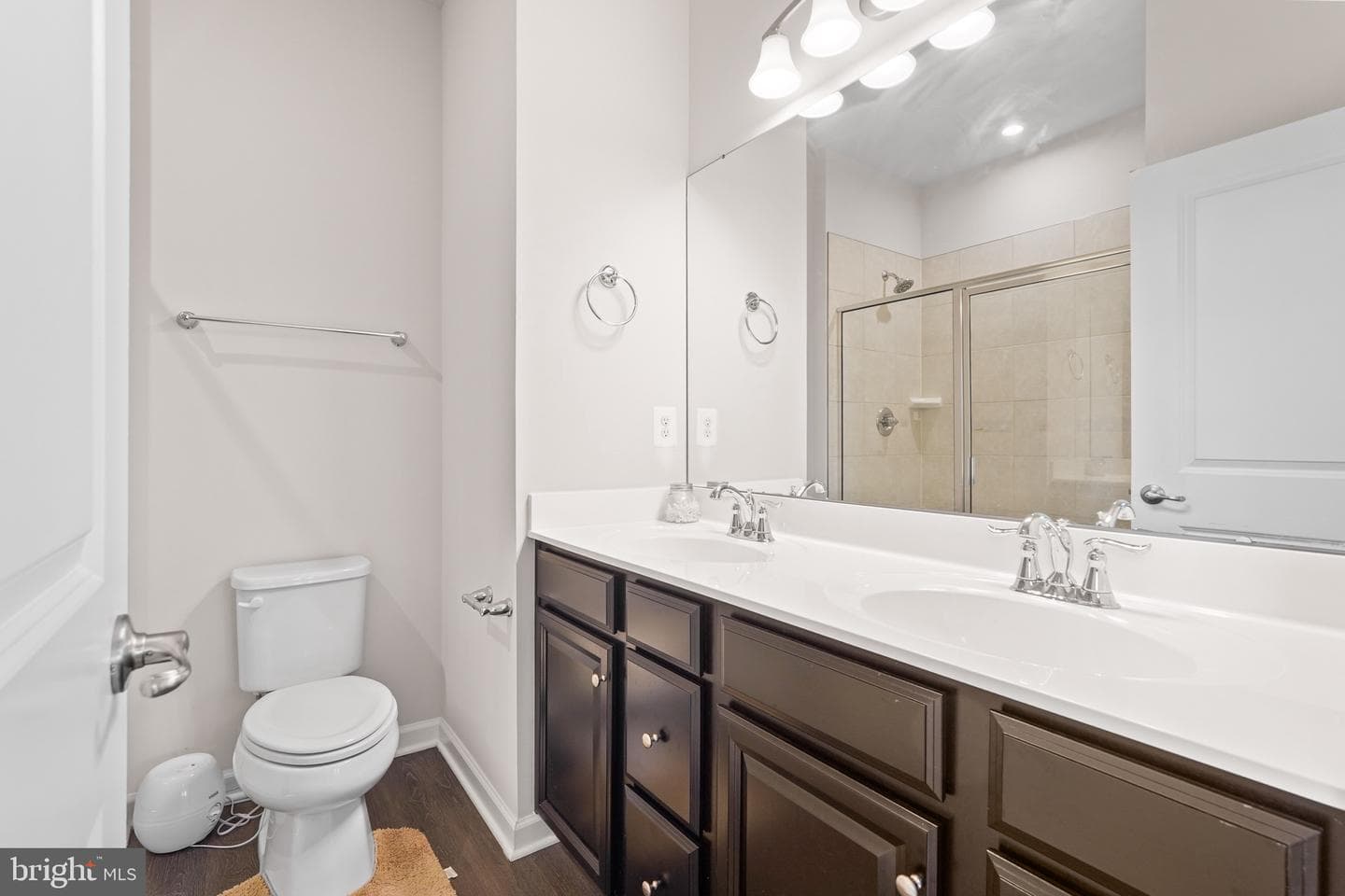 527 View Point Way photo 13