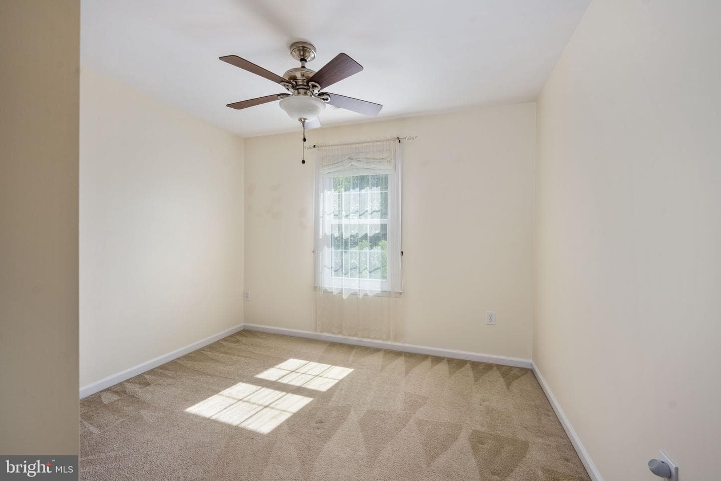 21 Remington Court photo 33
