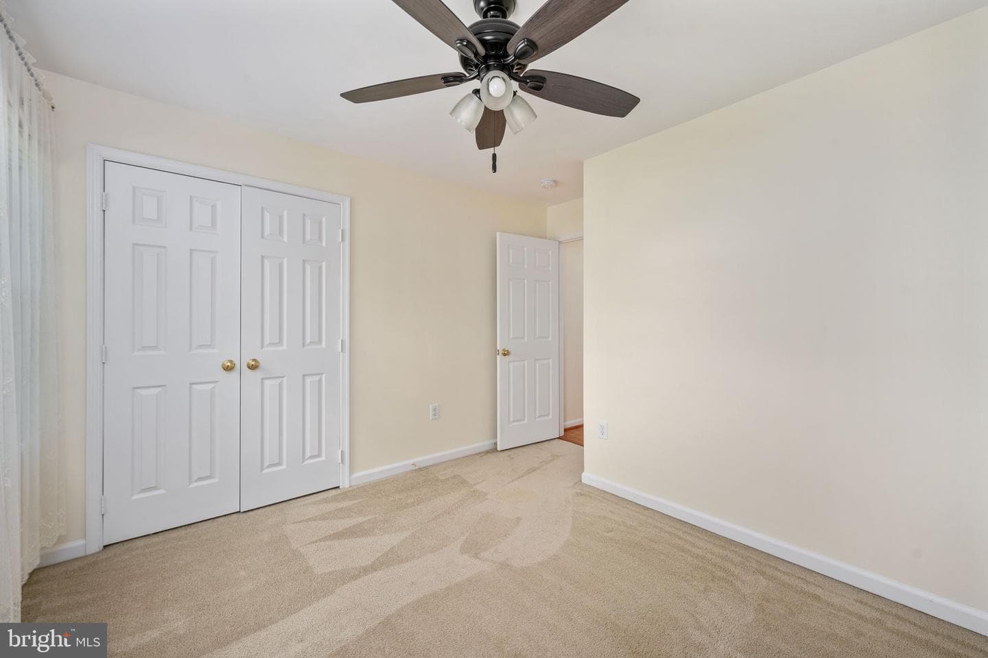21 Remington Court photo 42