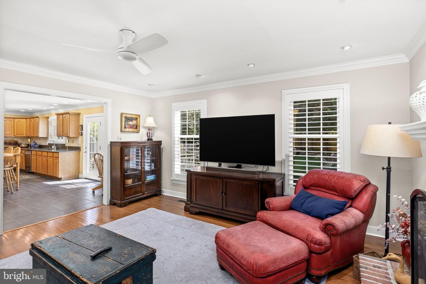 10 N Pointe Drive photo 15
