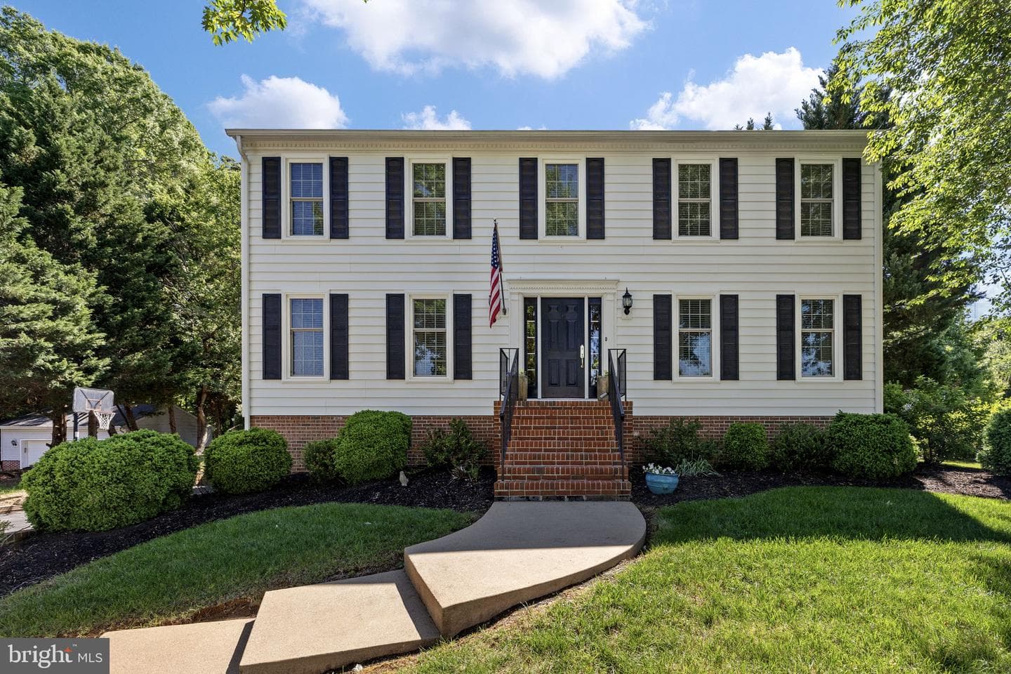 10 N Pointe Drive photo 56