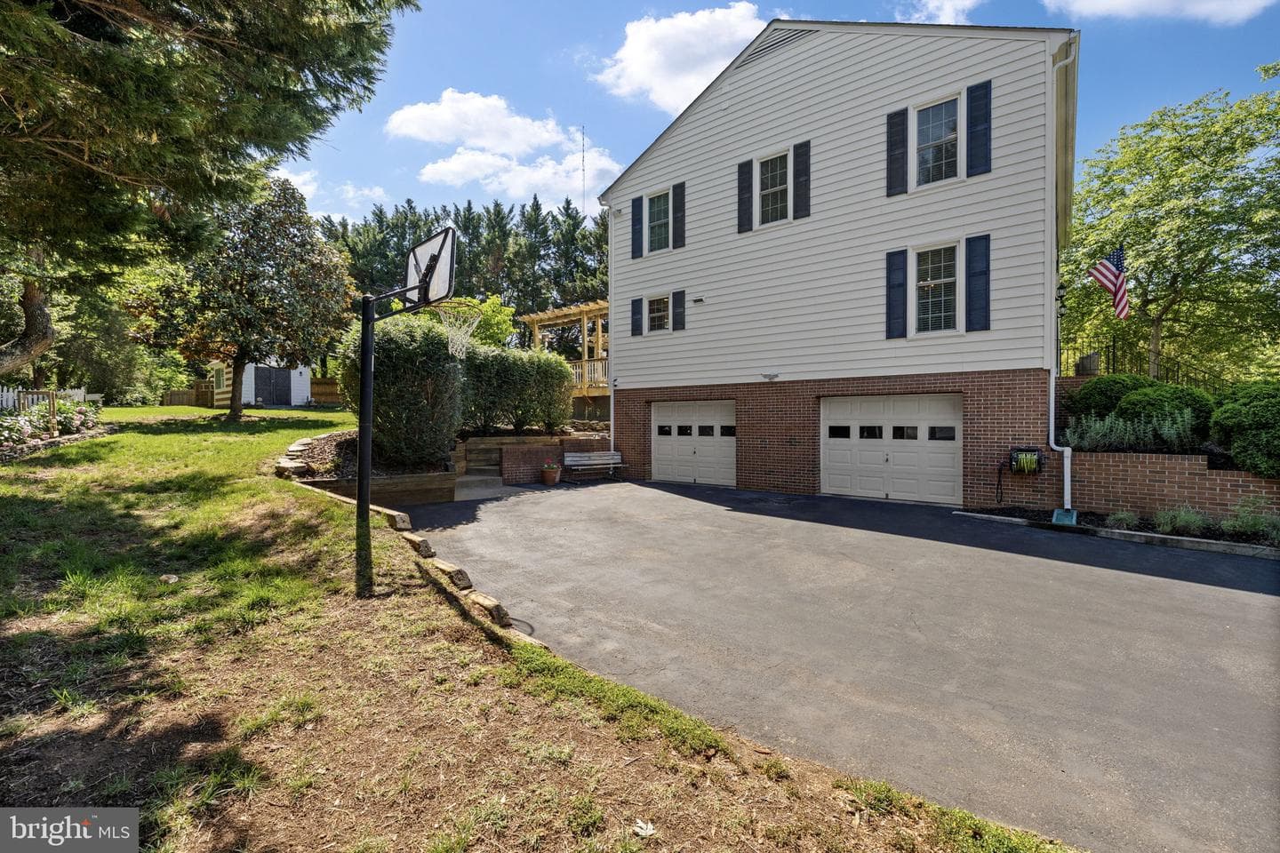 10 N Pointe Drive photo 61