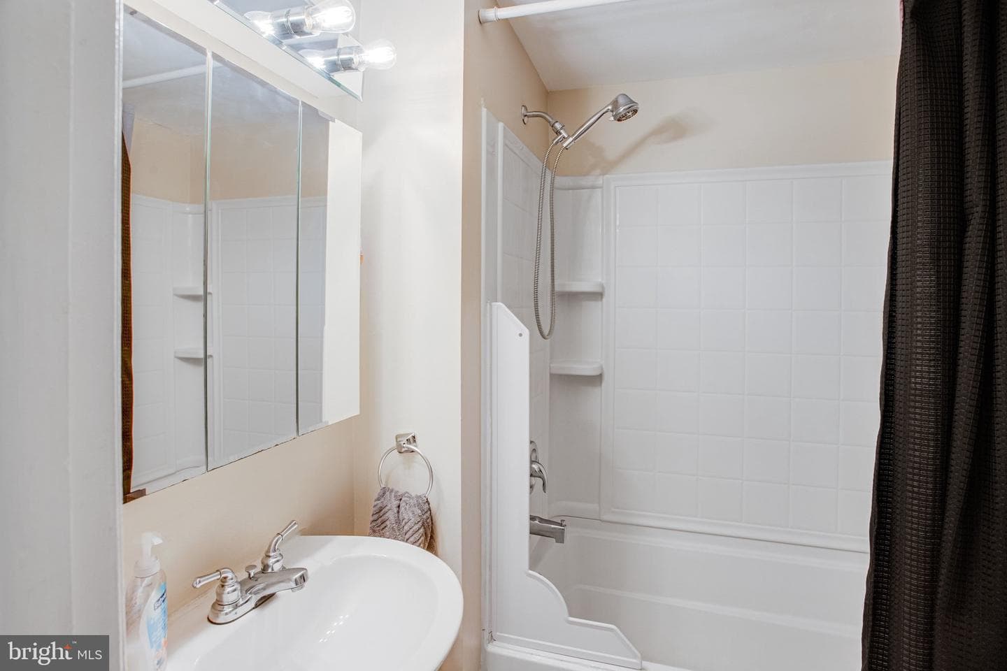 1047 Lakeview Drive photo 15