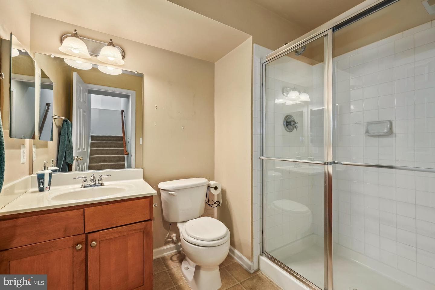 117 Holmes Street photo 10