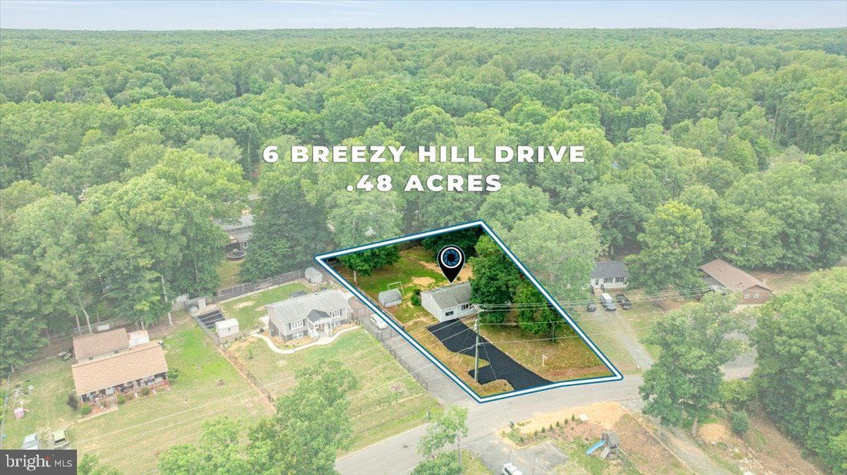 6 Breezy Hill Drive photo 3